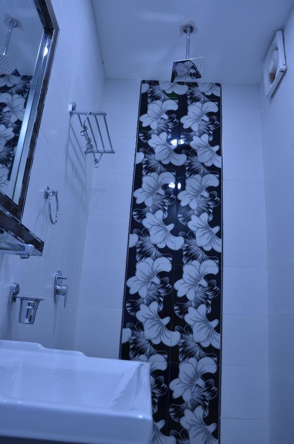 Hotel Royal International Új-Delhi Kültér fotó